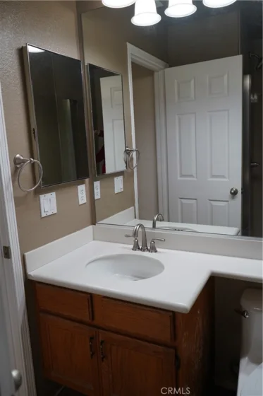 24054 Bearskin photo 21