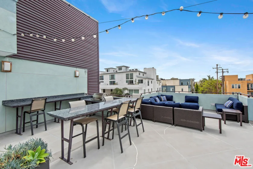 13337 Beach Avenue #403 photo 29
