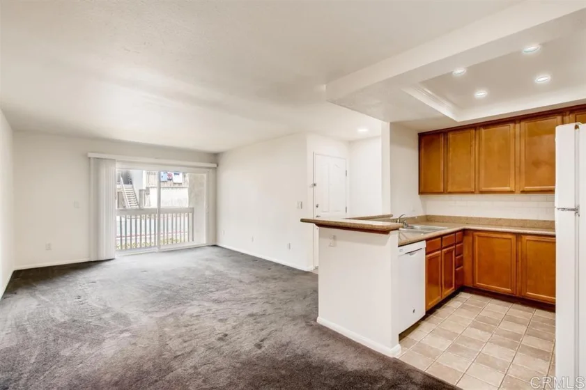 432 Edgehill Lane #156 photo 2