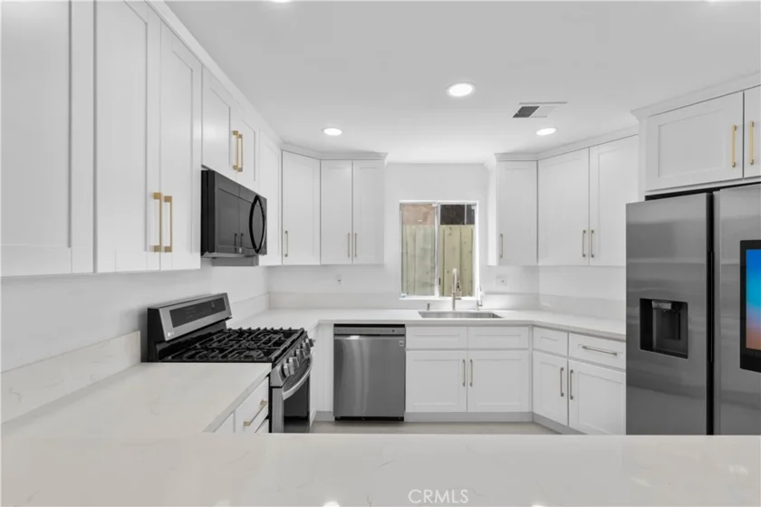 6036 Hazelhurst #c photo 17