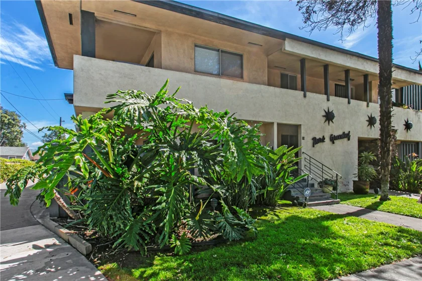 1801 Greenleaf Street #4 photo 1
