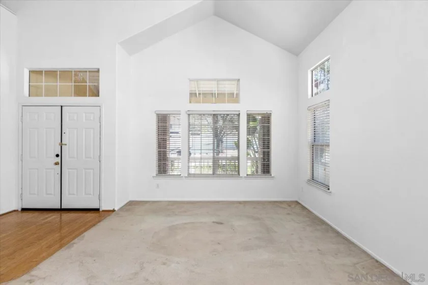 32158 Camino Seneco photo 7