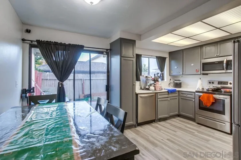 3433 Los Mochis Way photo 16