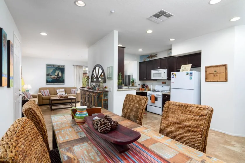 27494 Hazelhurst Street #2 photo 3