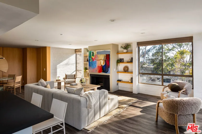 2304 S Beverly Glen Boulevard #501 photo 1
