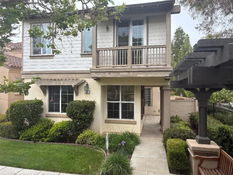 65 Figtree photo 4