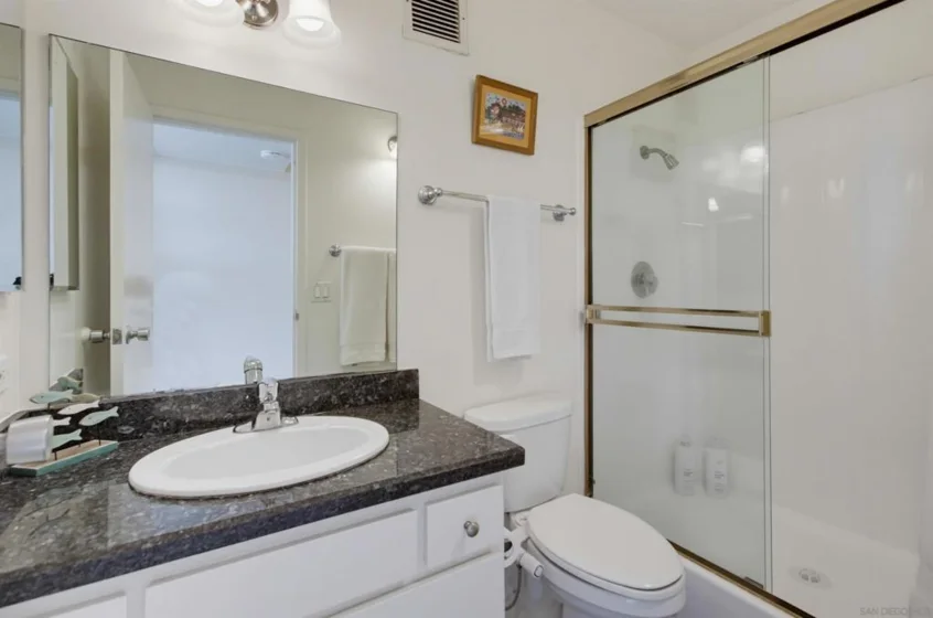 4944 Cass Street #909 photo 16