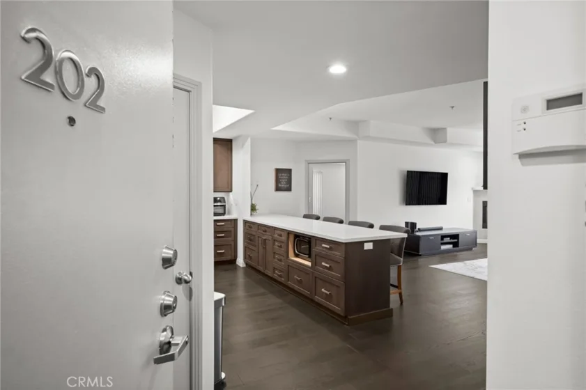 4477 Woodman Avenue #202 photo 26