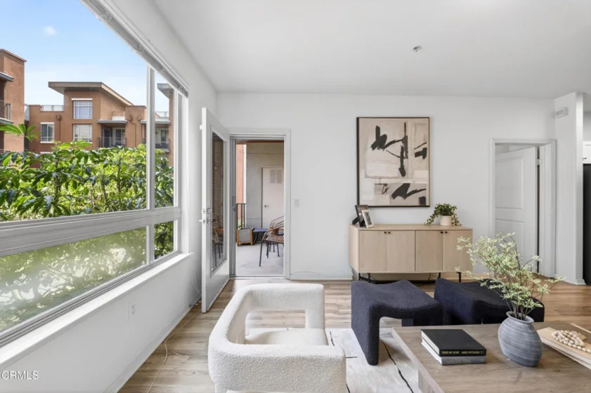 100 S Alameda Street #259 photo 35