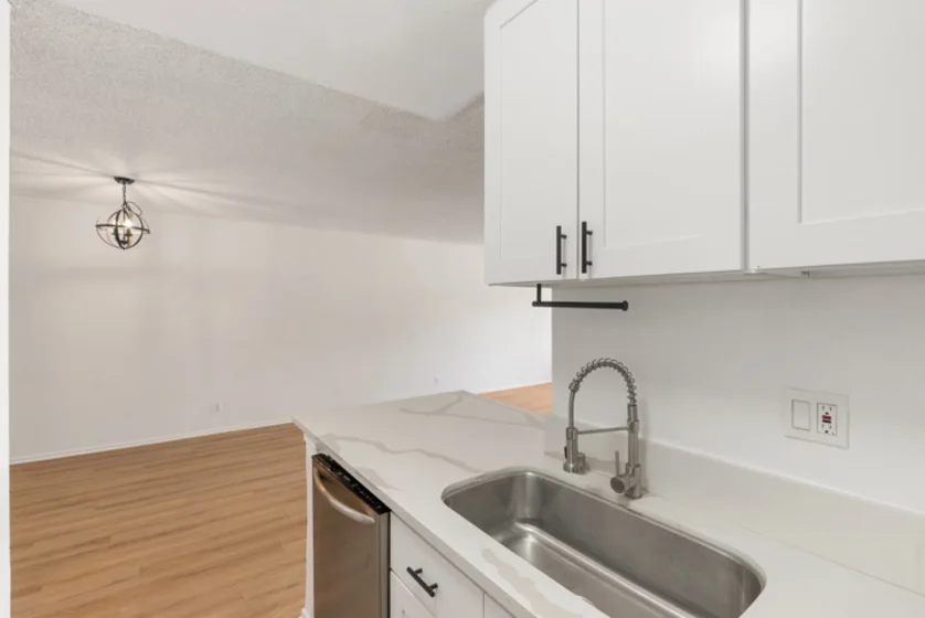 18307 Burbank Boulevard #118 photo 15