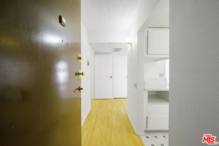 421 S La Fayette Park Place #711 photo 23