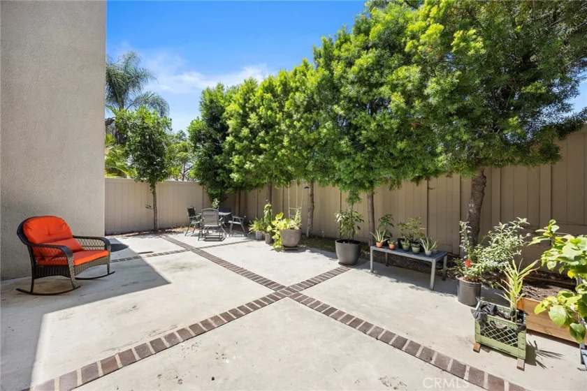 3423 E White Chapel Court #E photo 28