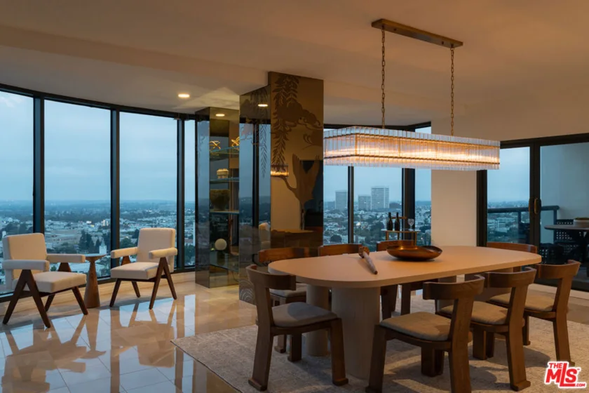 10724 Wilshire Boulevard #1501 photo 30