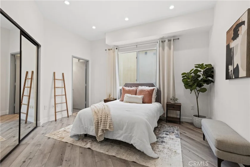 11949 Goshen Avenue #110 photo 5