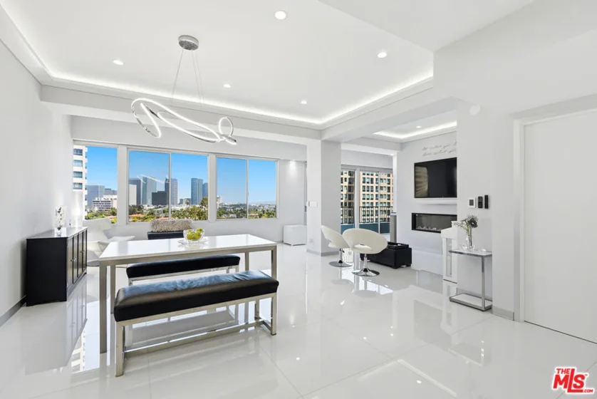 10501 Wilshire Boulevard #1007 photo 2