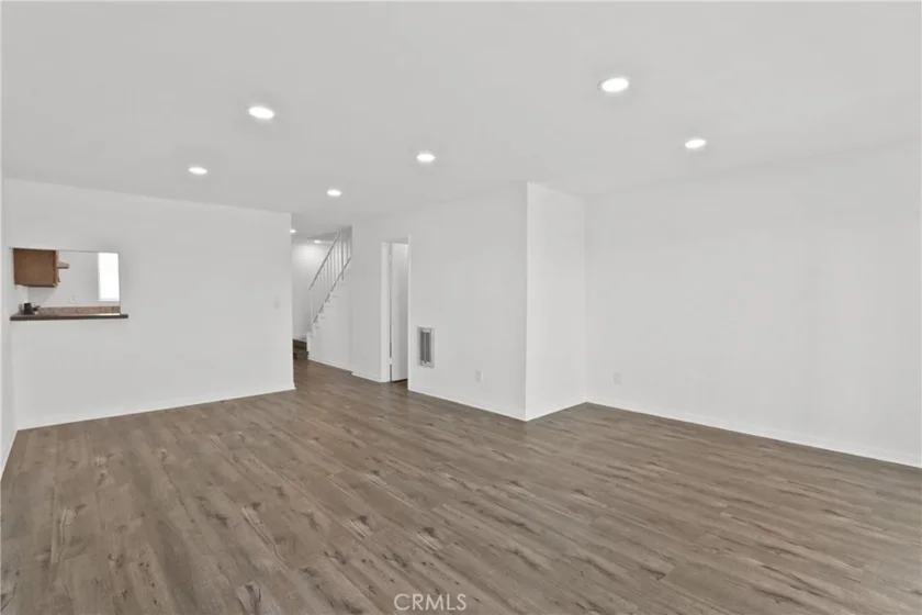 730 N Eucalyptus Avenue #25 photo 5