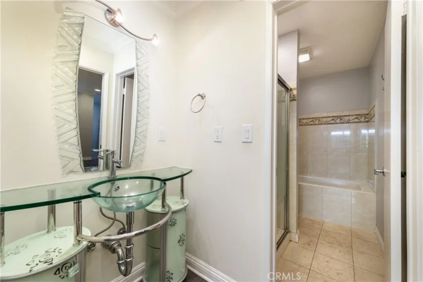 5334 Lindley Avenue #126 photo 10
