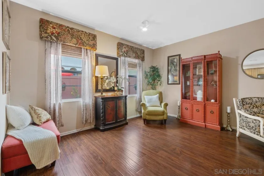 1305 Isabella Way photo 10