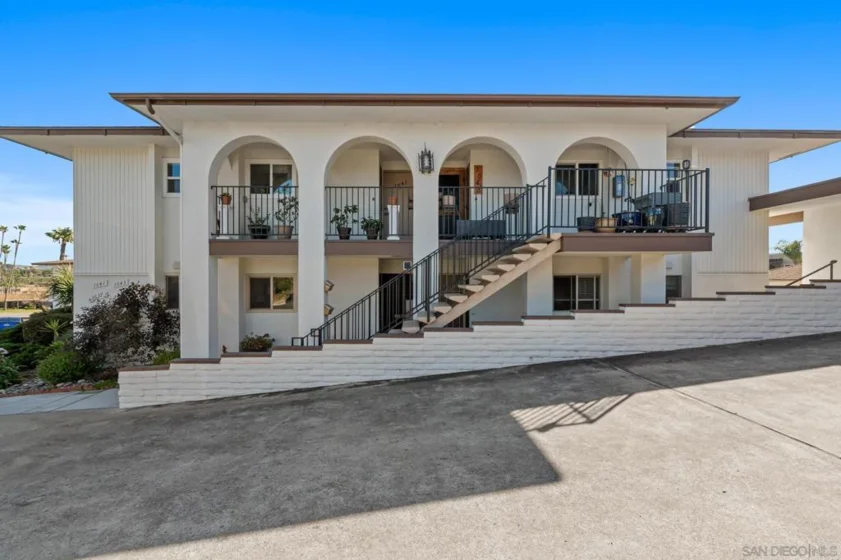 1641 Sonata Lane photo 1