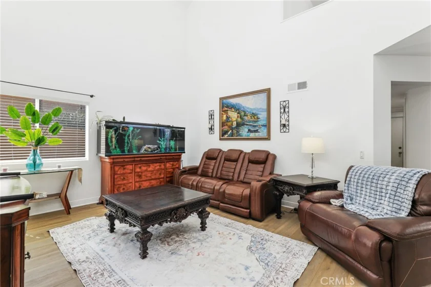 27576 Paseo Castile photo 6
