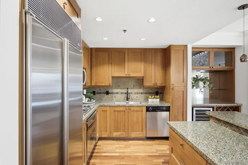 700 W Harbor Drive #608 photo 18