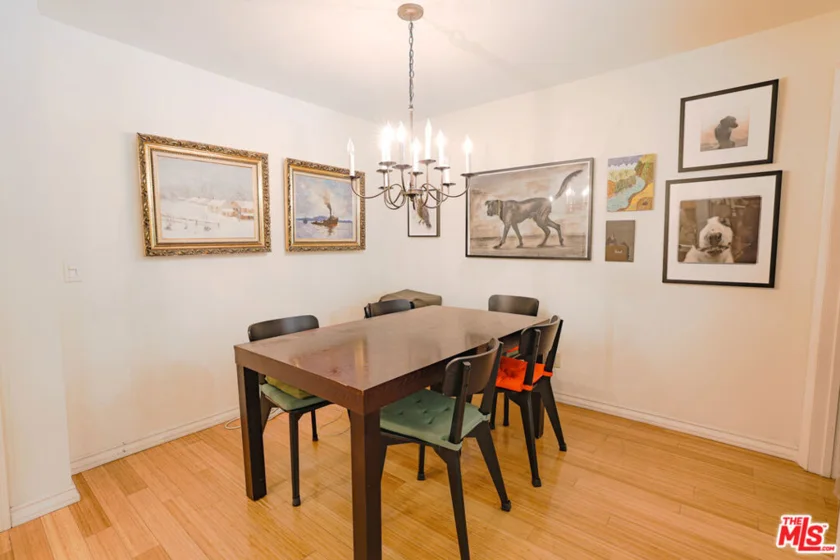 8105 Raintree Circle photo 3