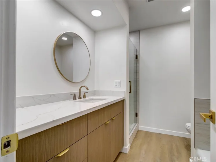 4915 Tyrone #325 photo 22