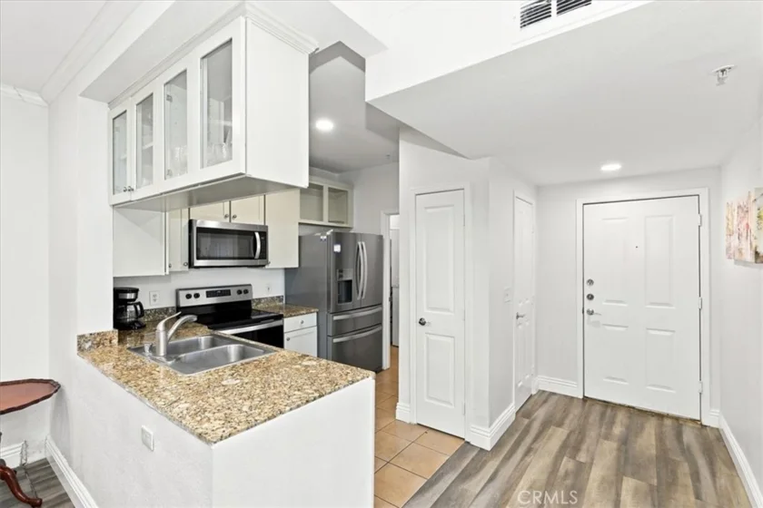 22681 Oakgrove #426 photo 31