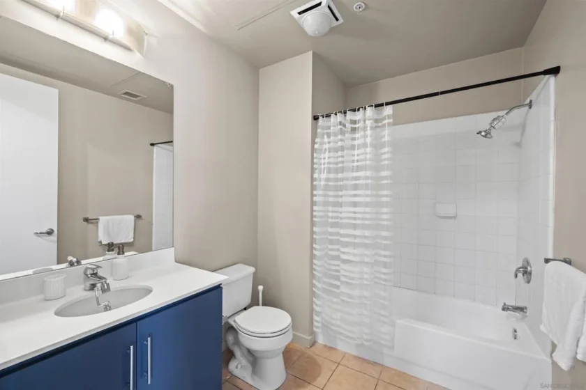 527 10th Avenue #302 photo 14