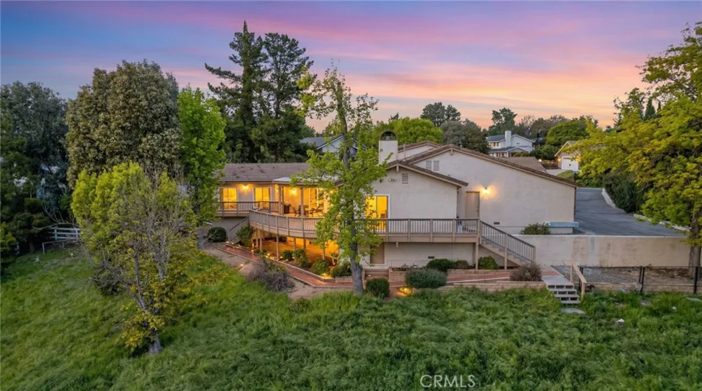 30470 Avenida Estrada Photo