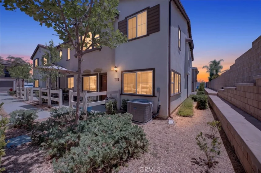 28451 Partridge #1703 photo 15