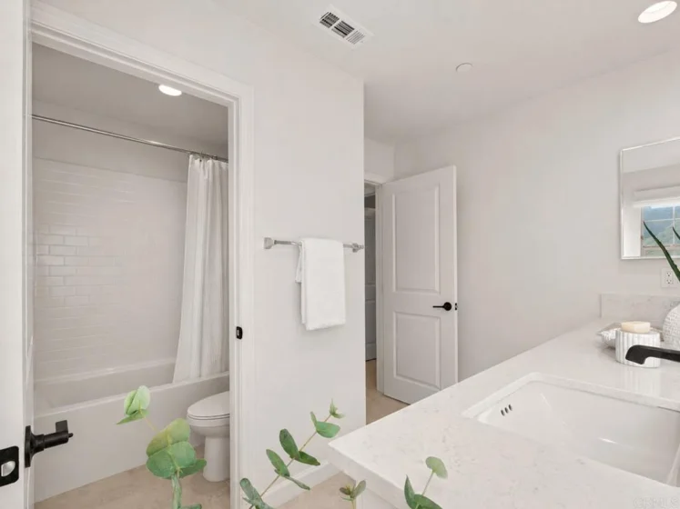 862 Slate Street photo 28