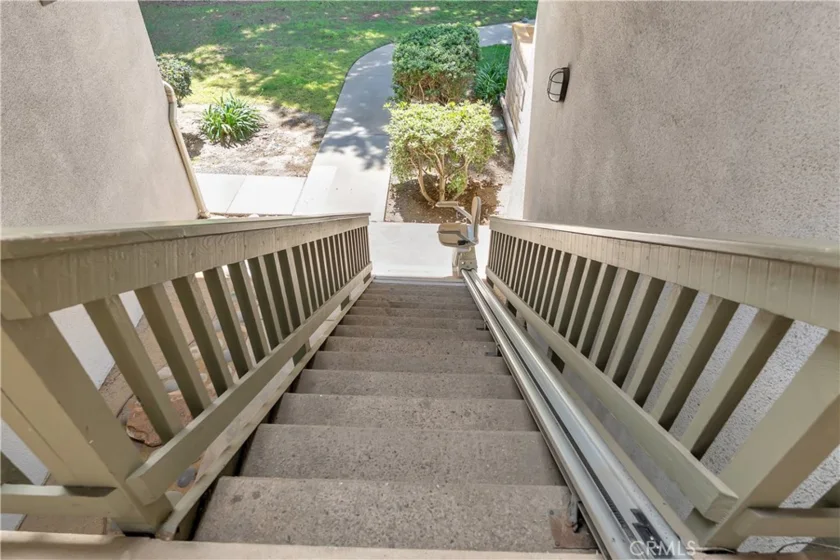 19-G Van Ness Court photo 9