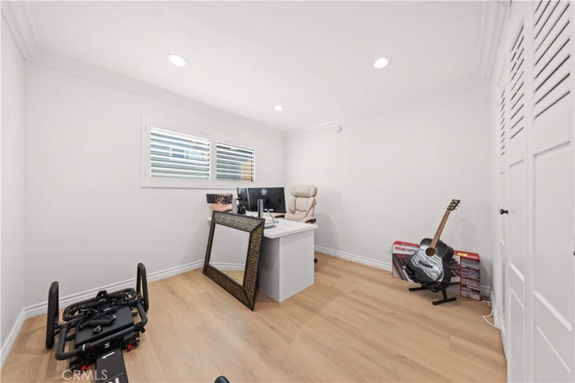 4211 Arch #103 photo 11