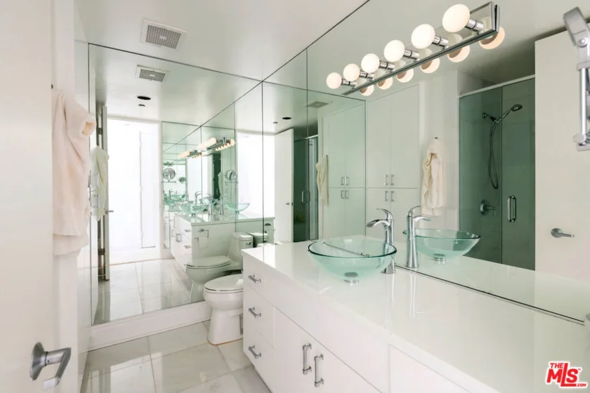 10350 Wilshire Boulevard #404 photo 24
