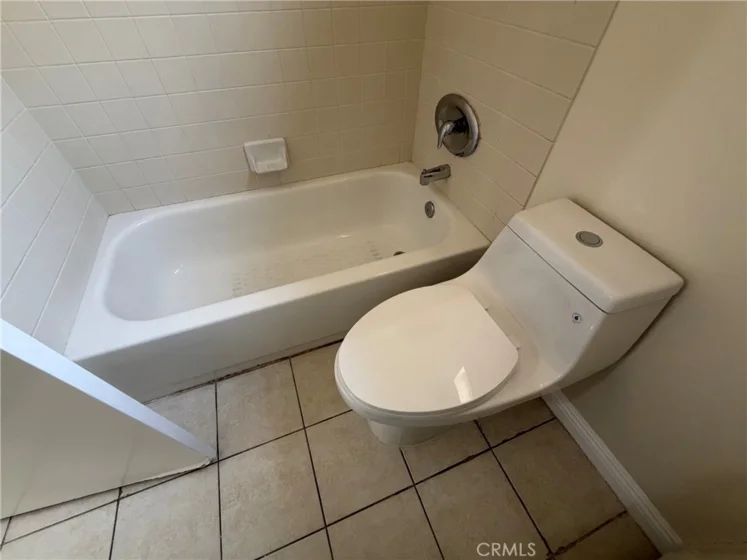 228 S Avenue 18 #D photo 34