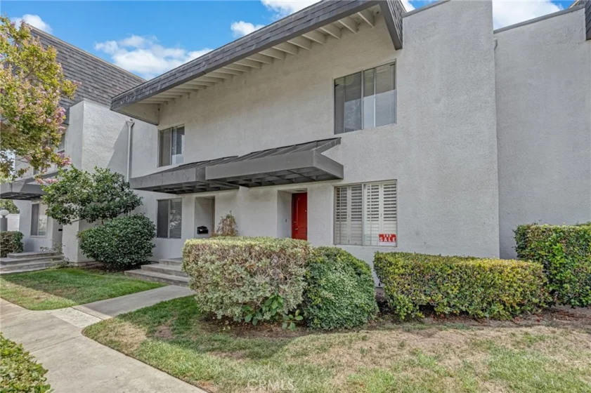 6863 Mulberry photo 2