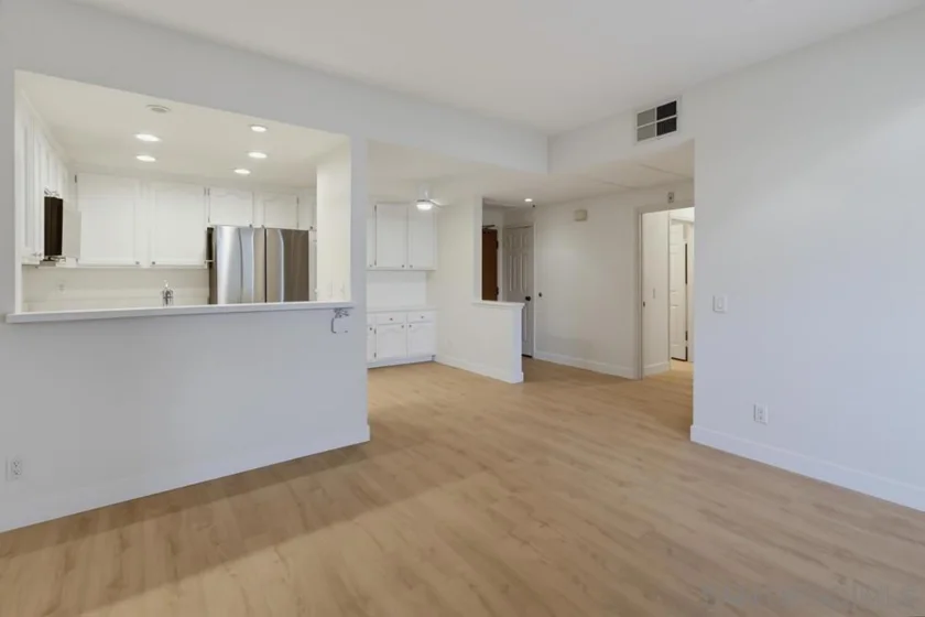 5865 Friars Road #3104 photo 37