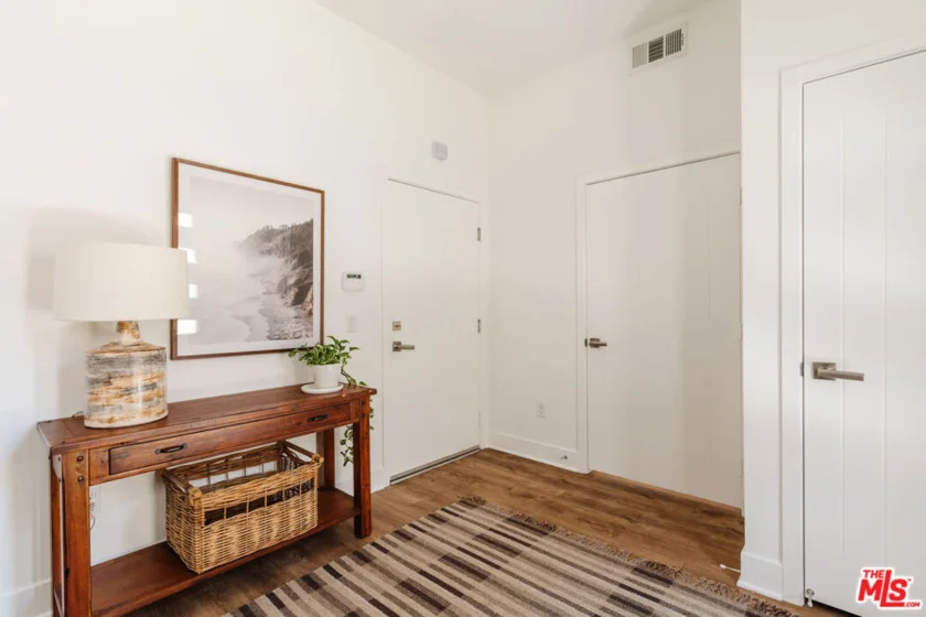 2753 Waverly Drive #601 photo 35