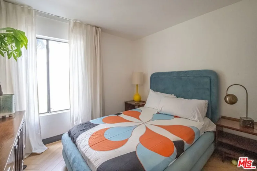 15511 Sherman Way #40 photo 15