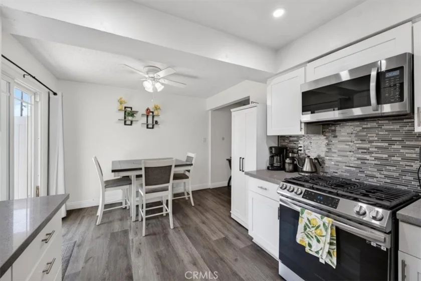 8788 Valley View #C photo 14