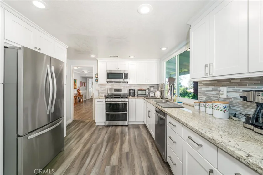 28149 Manchuca photo 16