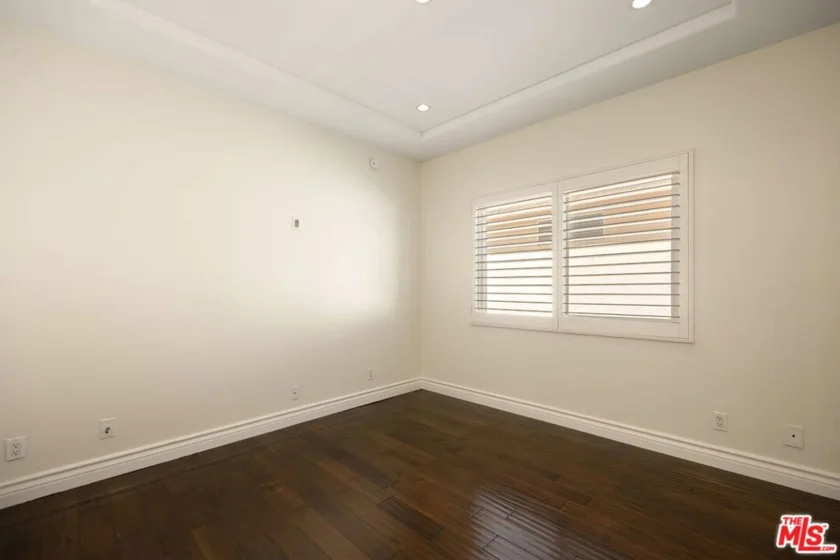 4128 Whitsett Avenue #107 photo 24