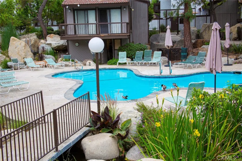 6275 Canoga Avenue #73 photo 2
