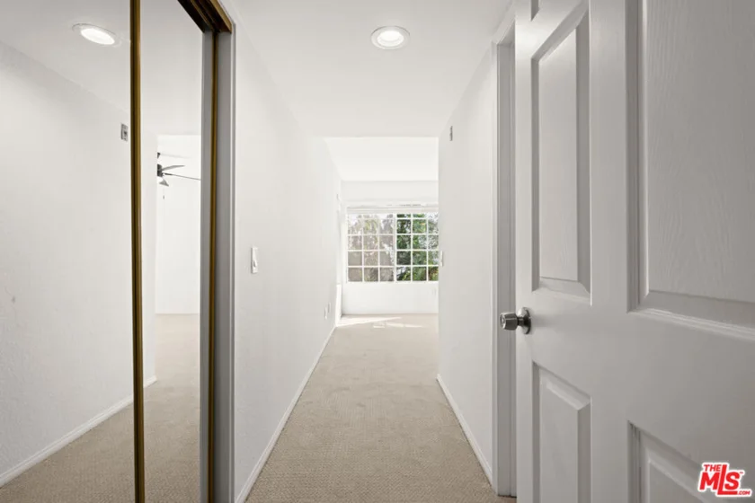 1418 Brett Place #205 photo 15