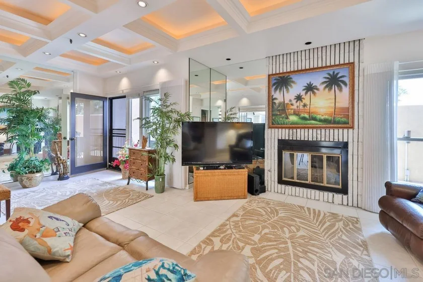 835 D Avenue #4 photo 11