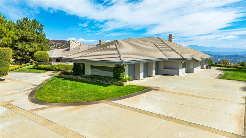 21410 Avenida De Arboles photo 8