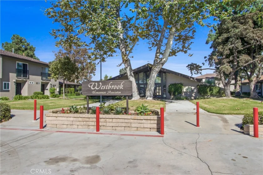 10293 Westminster Avenue photo 1
