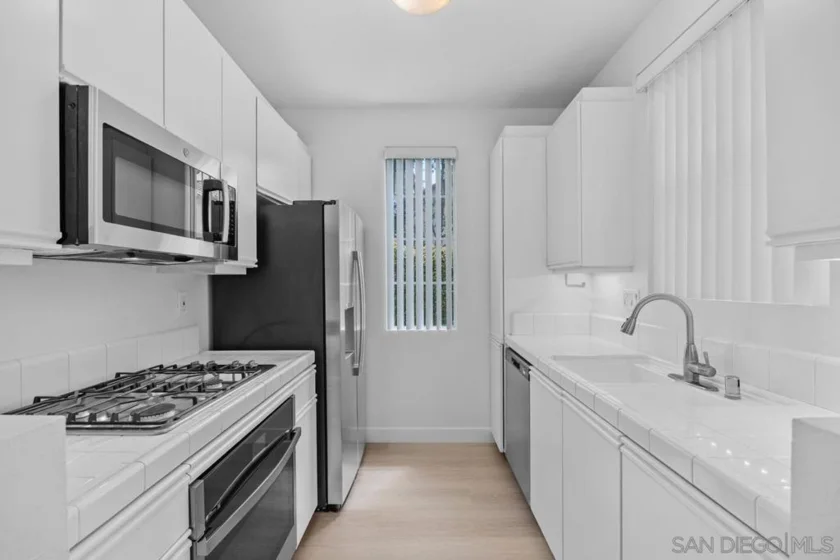 10921 Sabre Hill Drive #375 photo 10