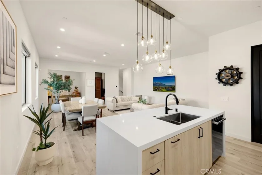756 W 19th Street #B photo 24
